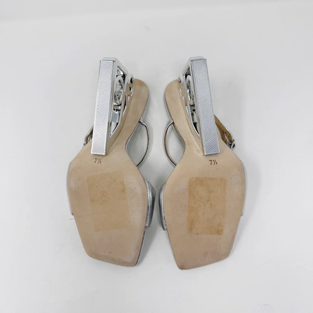 New Badgley Mischka Luna Mule With Sculptural Wedge Silver Love Sz 7.5